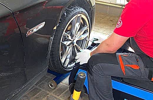 Колесо раскручивается до 90 км/ч