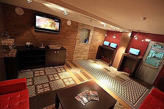 Зона ожидания с бесплатным Интернет